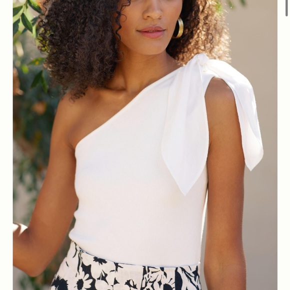 Maeve by Anthropologie One Shoulder Tank Top - Picture 3 of 7